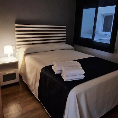 Playa Bouzas - - Parking Free