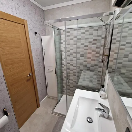 Playa Bouzas - - Parking Free Apartament *