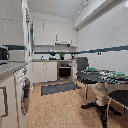 Playa Bouzas - - Parking Free